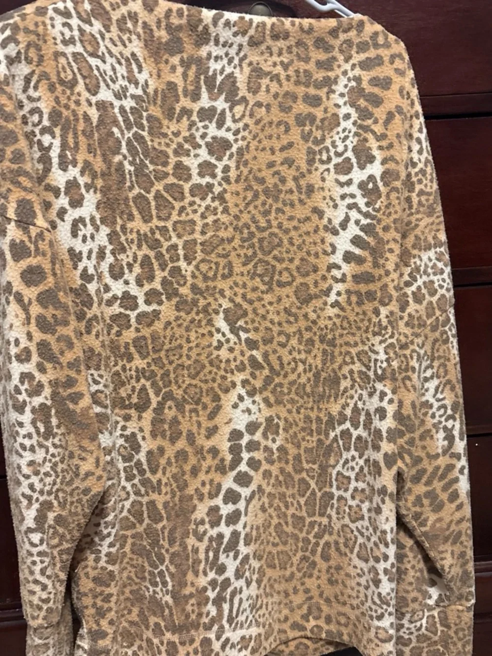 Women's Leopard Print Pullover Sweatshirt - Brown
